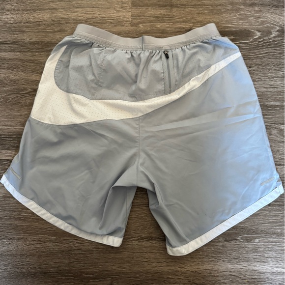 Men’s Nike shorts - Picture 2 of 2